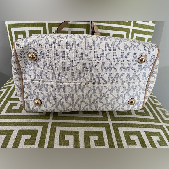 SOLD! 3 PC! Michael Kors Grayson Monogram Chain Satchel & Saffanio Zip Wallet - Picture 11 of 12